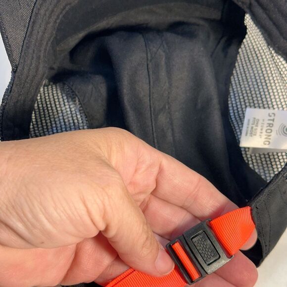 Strong by Zumba Hat - One size - Black - adjustable back - Picture 7 of 8